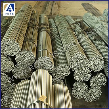 Thanh kỹ thuật tròn bằng thép nhẹ